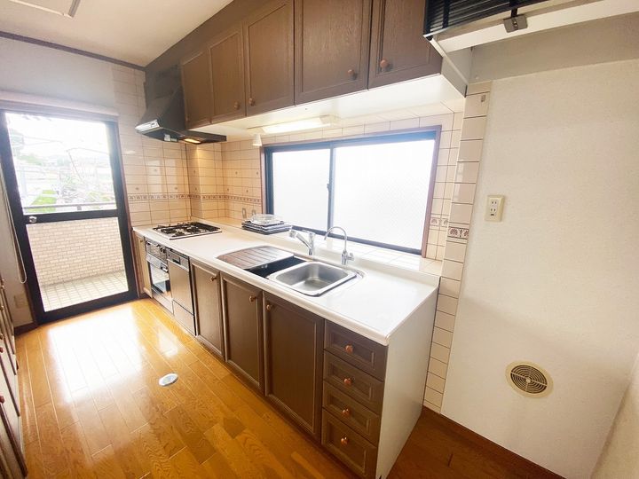 綾部ビルのキッチン