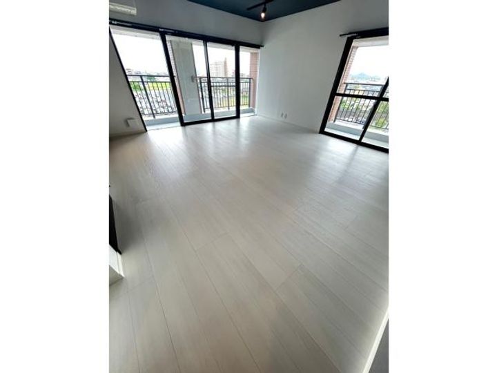 鹿児島県霧島市隼人町見次(マンション)の賃貸物件の居間