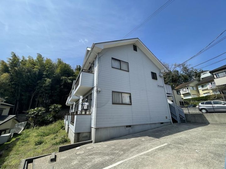 グリーンシティ山下の外観