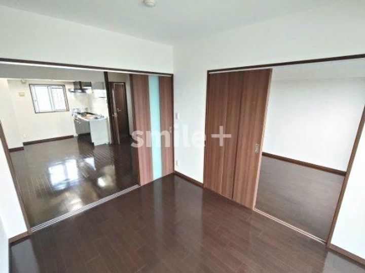 ホワイトストーン白石の居間