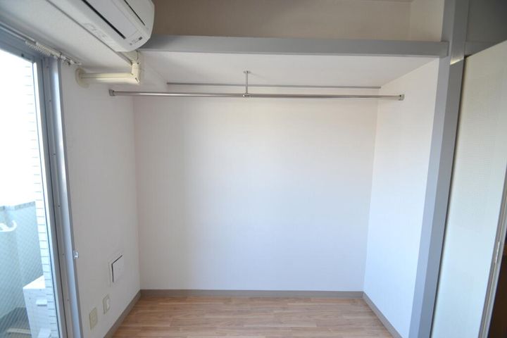 コマツエステート7の内装