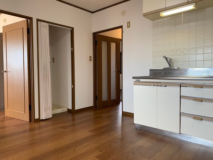 メゾンドール貴富称の居間