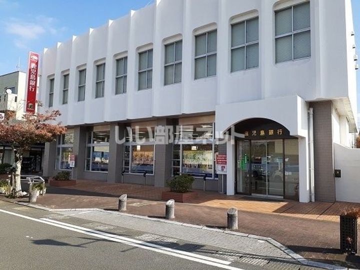 ショコレーヴの周辺