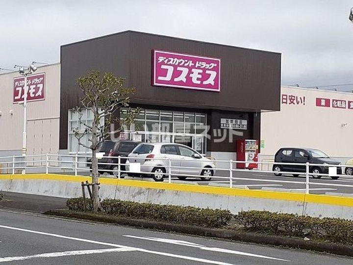 ショコレーヴの周辺