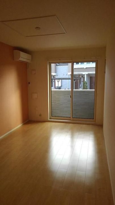 山口県下関市小月幸町(アパート)の賃貸物件の居間