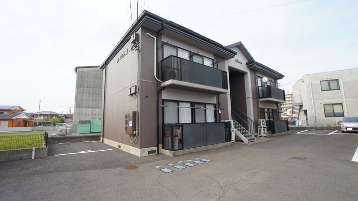 香川県丸亀市田村町(アパート)の賃貸物件の外観