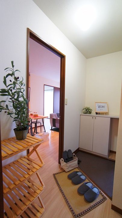 香川県丸亀市田村町(アパート)の賃貸物件の玄関