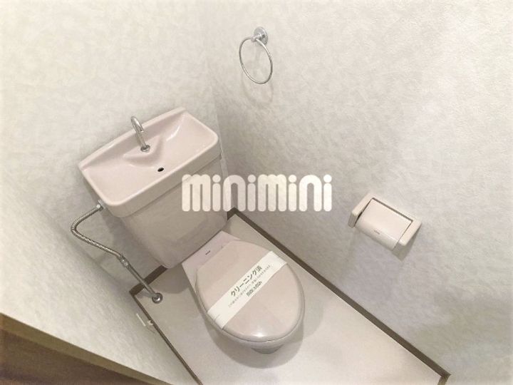 アセットIIの内装