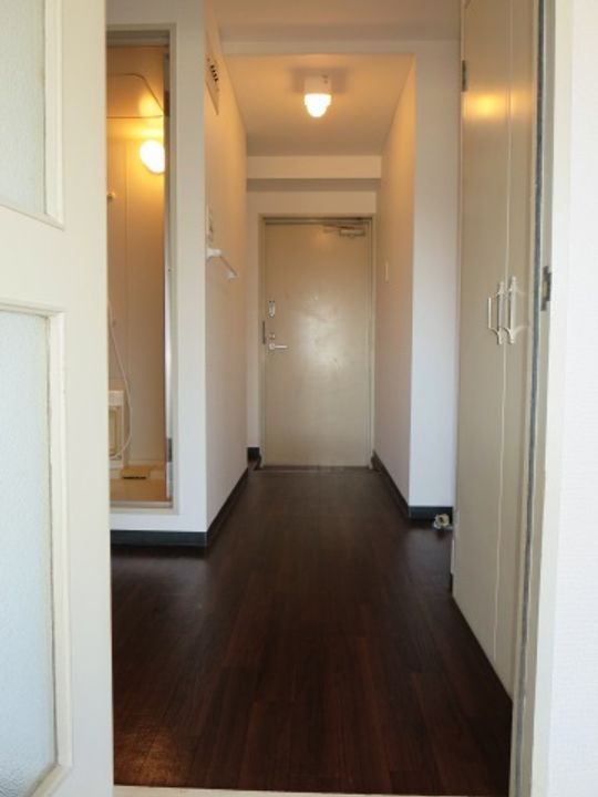 スカイシティ5番館の玄関