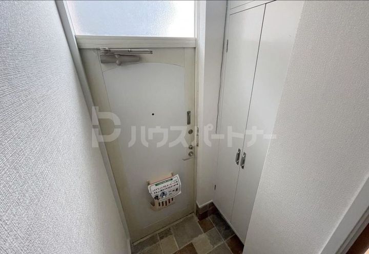 カーサオンダの玄関