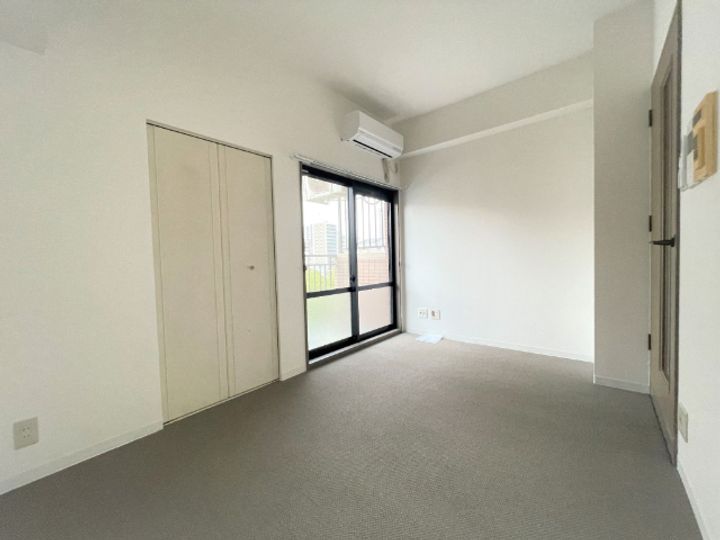 ライオンズマンション新栄第2の居間