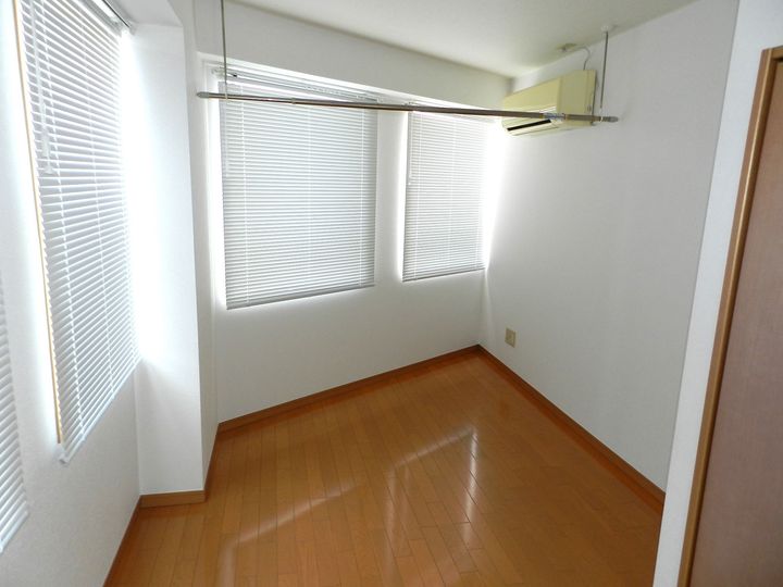 プティさくら野の居間