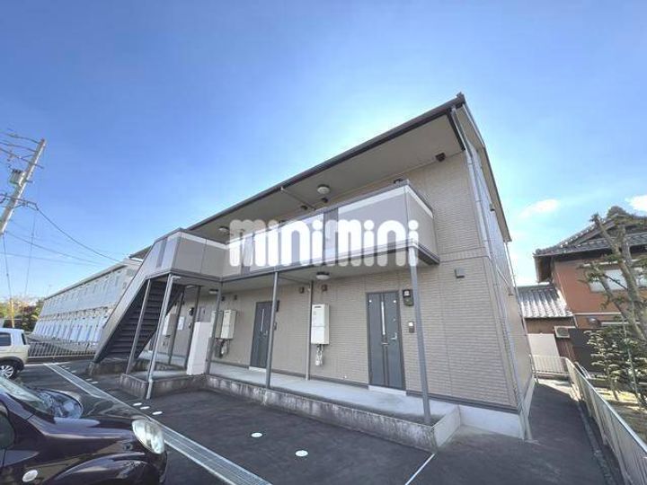 アープトライ東鷹跡 A棟の外観