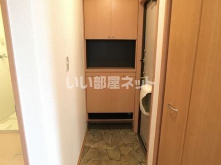 栃木県小山市西城南4(アパート)の賃貸物件の玄関