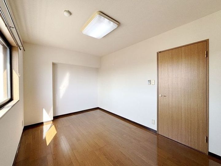 コンフォートRYU’Sの居間