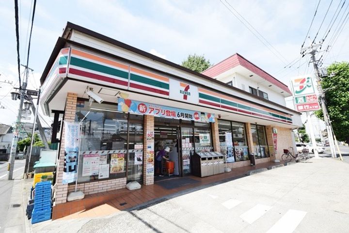 レクセルIIIの周辺