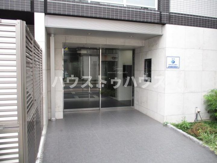 ジェノヴィア三ノ輪スカイガーデンの地図