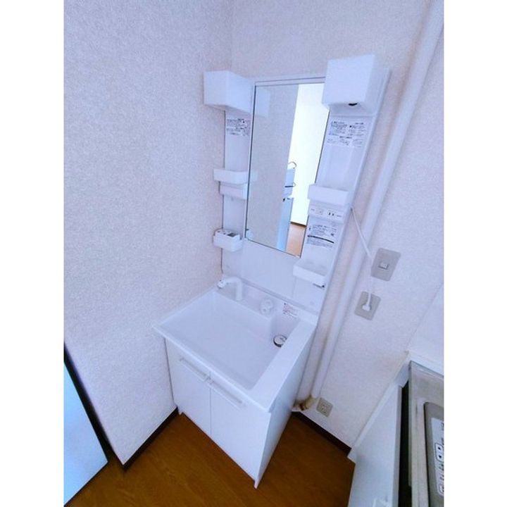 ジュネスクリエイトEの内装