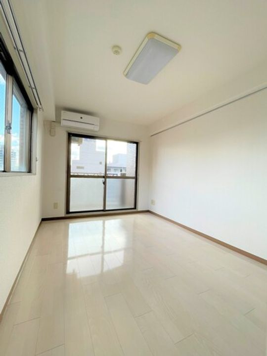 サンシティ五橋の居間