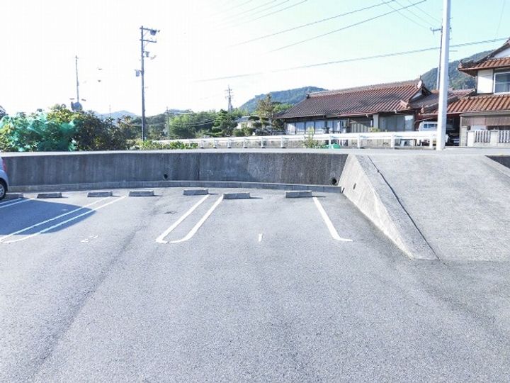 アークパレ B棟の地図