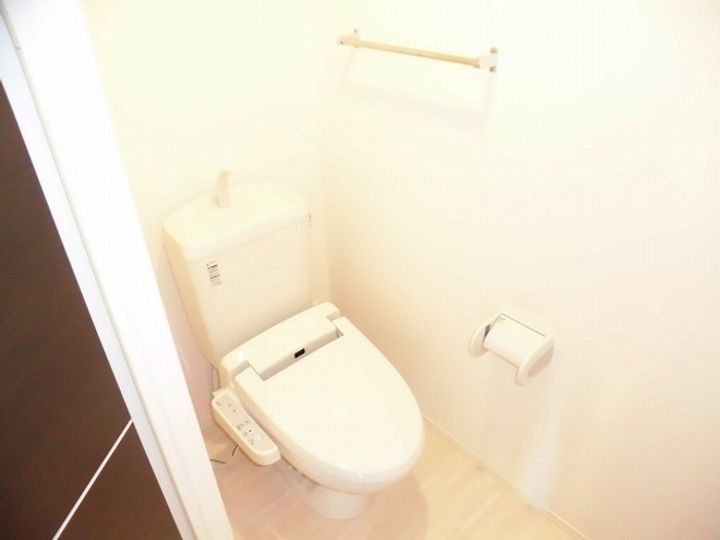 アークパレ B棟の内装