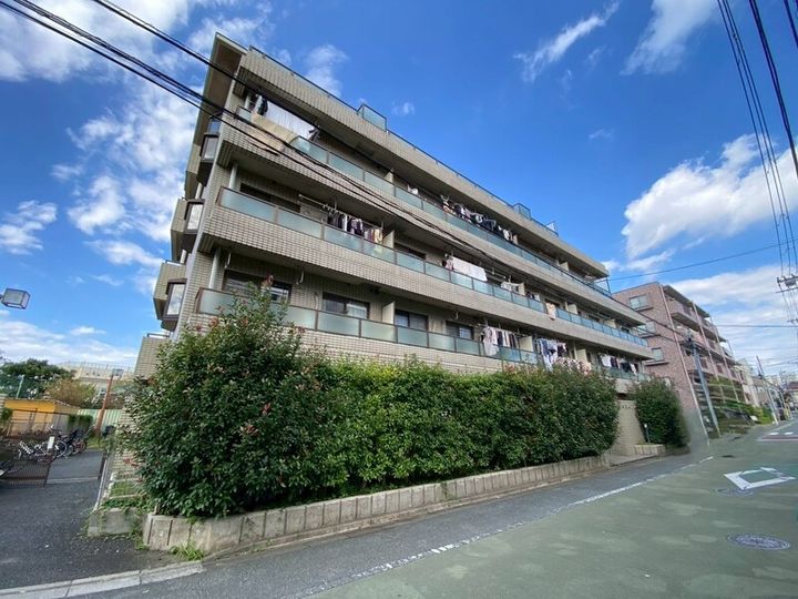 ベルメゾンの外観