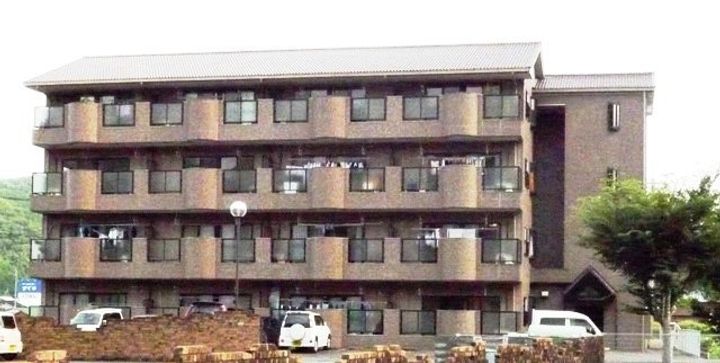 アミューズマンションの外観