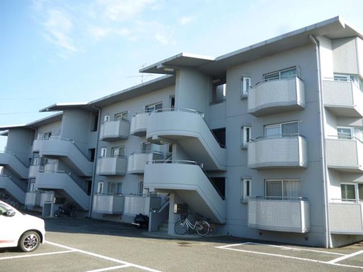 ラウンドテラス宮田の外観