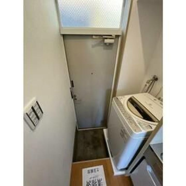 メゾン中和泉の玄関