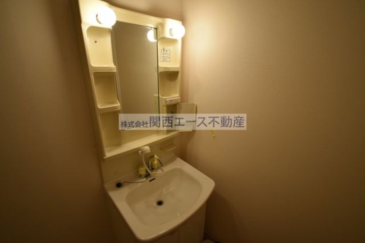 コートジュネスの内装
