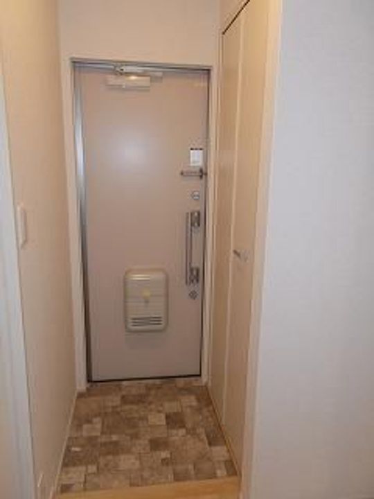 東京都葛飾区東金町6(アパート)の賃貸物件の玄関