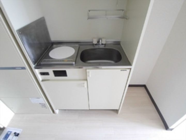 神奈川県相模原市中央区清新5(マンション)の賃貸物件のキッチン