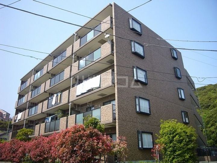 ボヌール湘南山手の外観