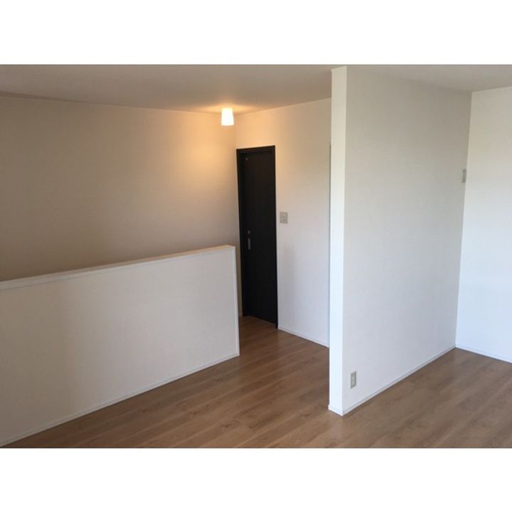 カトレア Iの居間