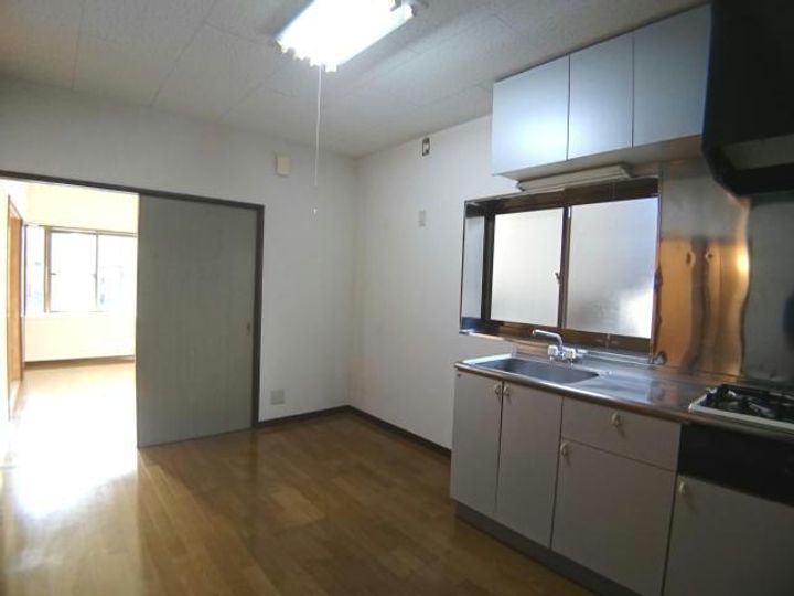 コーポ長岡No.2の居間