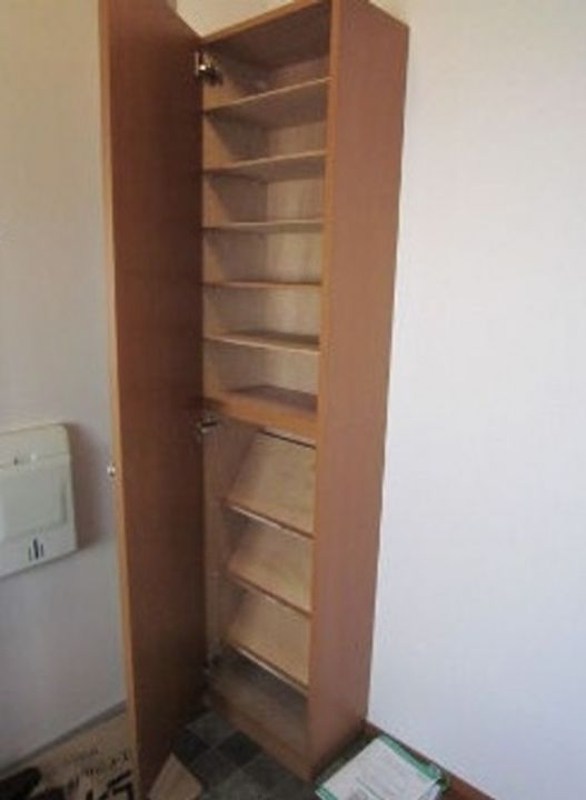 東京都世田谷区世田谷1(マンション)の賃貸物件の玄関