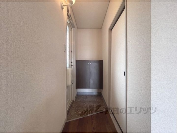 シェランジュ1号館の玄関