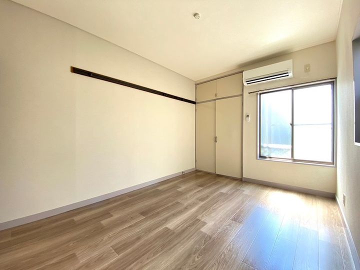 神奈川県足柄上郡松田町松田庶子(アパート)の賃貸物件の居間