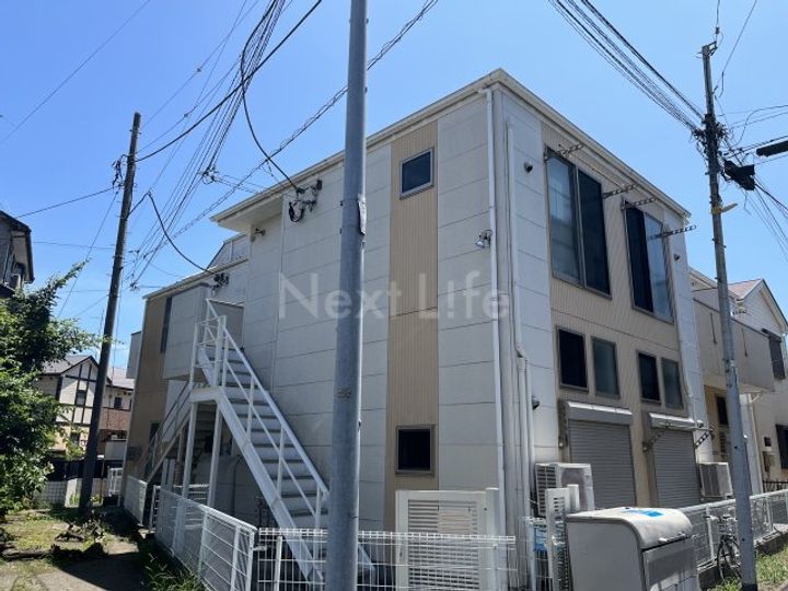 アルステージの外観