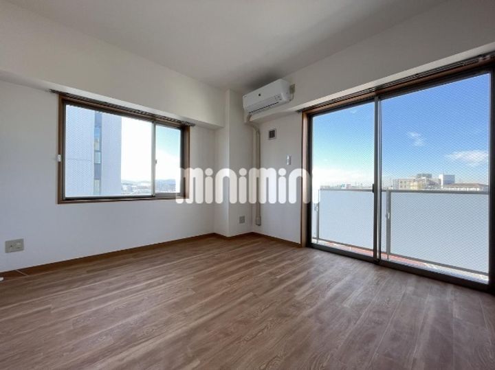 環BUILD (タマキビル)の内装