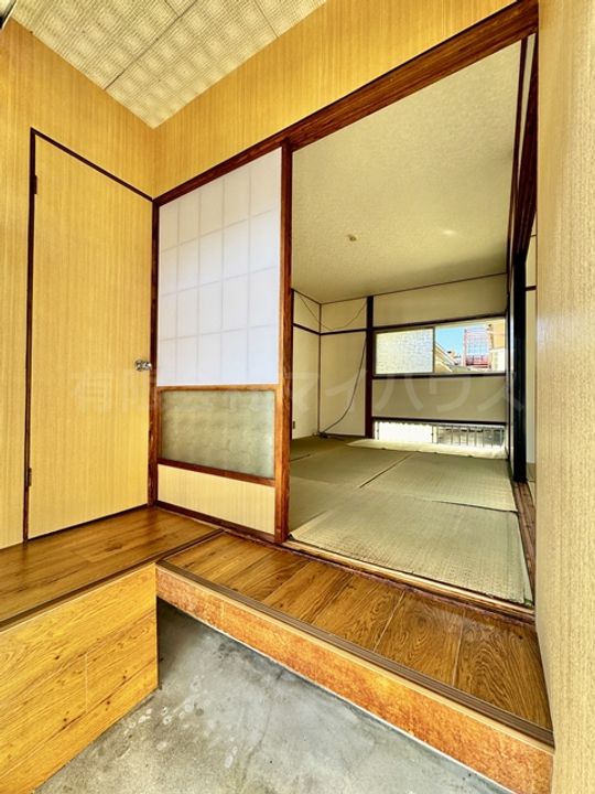 鹿児島県鹿児島市東谷山5(一戸建)の賃貸物件の玄関