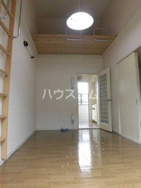 セントラルプラザ前原第2の居間