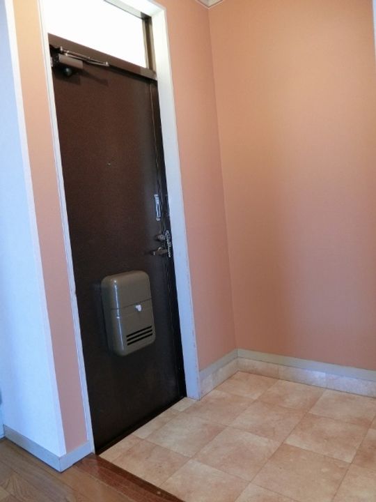 プロムコーポの玄関