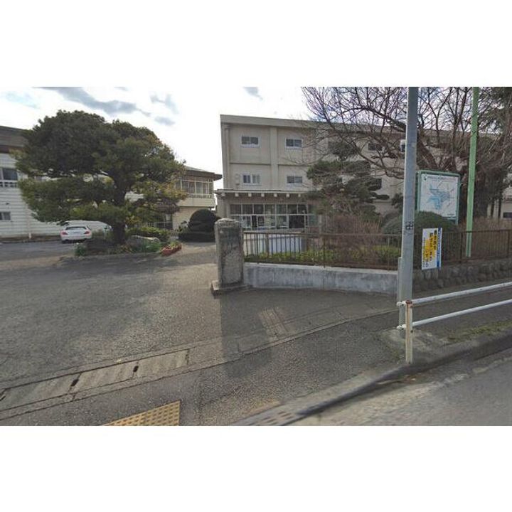 神奈川県伊勢原市子易(一戸建)の賃貸物件の周辺