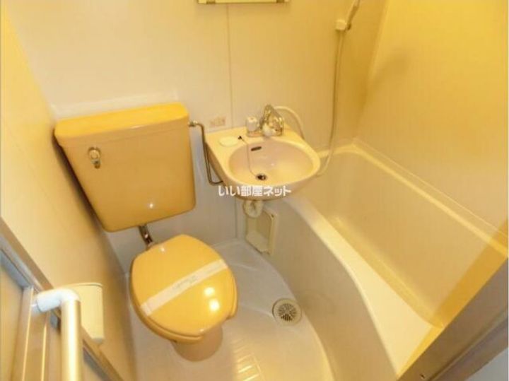 河辺マンションの内装