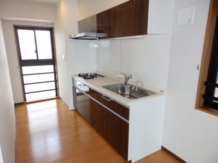 レ・コンフォーティ長野駅東のキッチン