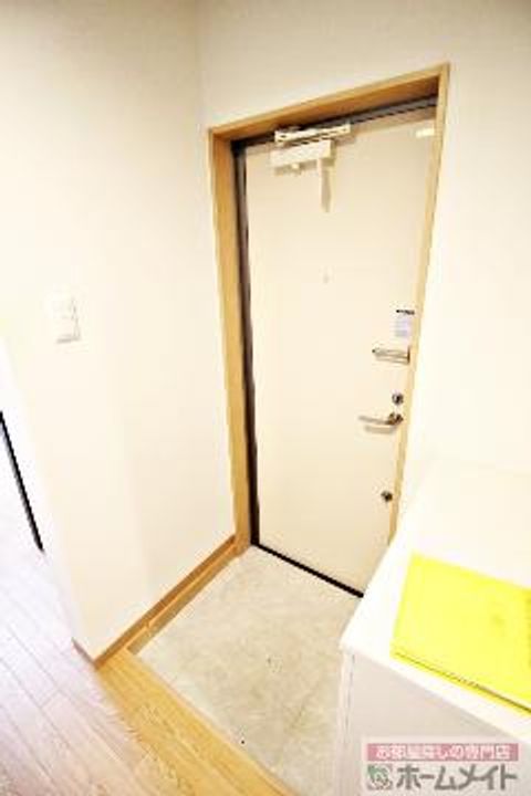 スタジオ・イッツの玄関