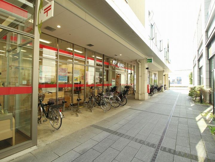 かぁりす.岩崎の周辺