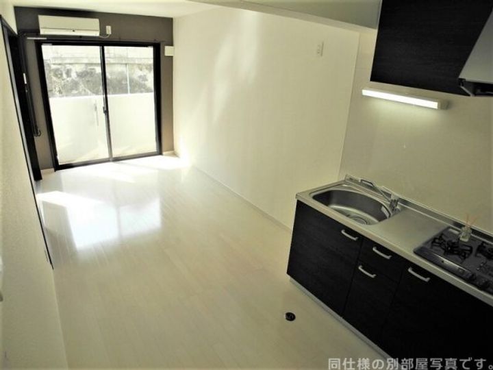 modern palazzo出雲の居間