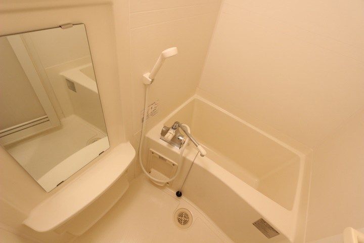 神奈川県藤沢市本鵠沼4(マンション)の賃貸物件の風呂